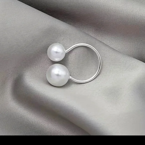 Cuff Ring Faux Pearl Ring Silver and Gold Tone - Picture 4 of 5